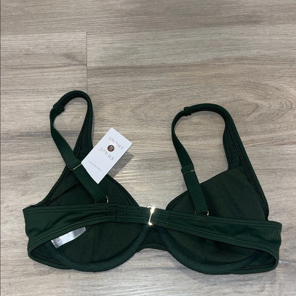 Women's Retro Ribbed Underwire Bikini Top
- Shade & Shore™ Dark Green 34 C - Picture 13 of 14